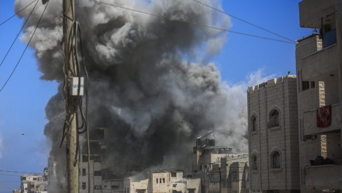 Witnesses report Israeli shelling in Deir al-Balah