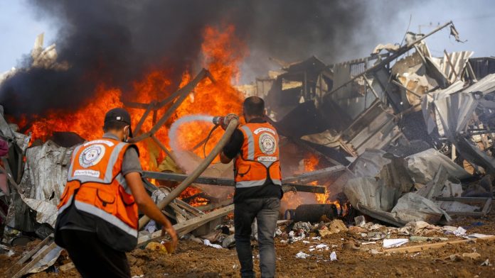 Israel vows to destroy Gaza City if Hamas does not disarm