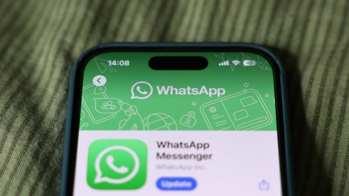 Meta says working to thwart WhatsApp scammers