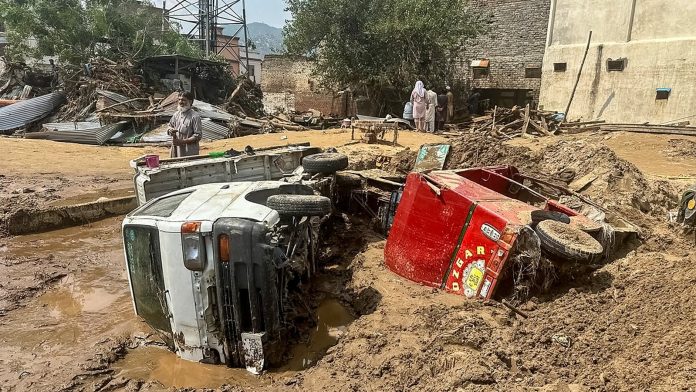 More than 300 killed in Pakistan after heavy rain, floods