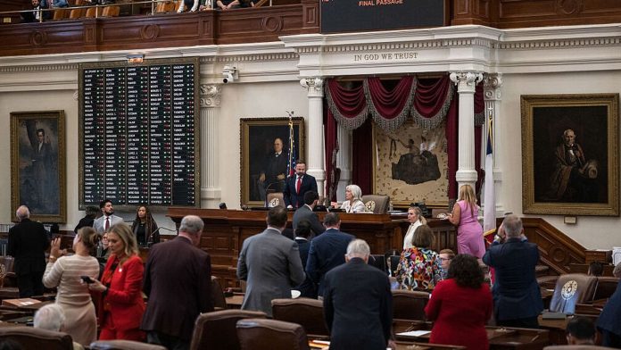 Texas House passes Trump-backed redistricting bill