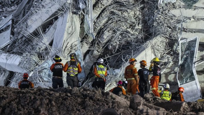 Thai prosecutors indict 23 over quake skyscraper collapse