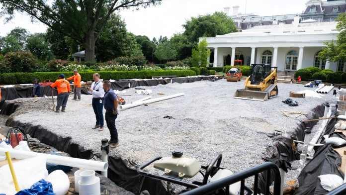 Trump to build ballroom at White House