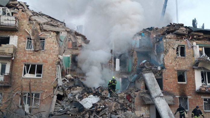 Trump 'not happy' as Russian strikes kill 21 in Kyiv