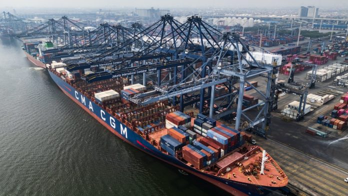 Trump's higher tariffs hit major US trading partners