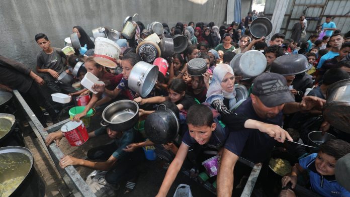 Israel not letting in enough supplies into Gaza, says UN
