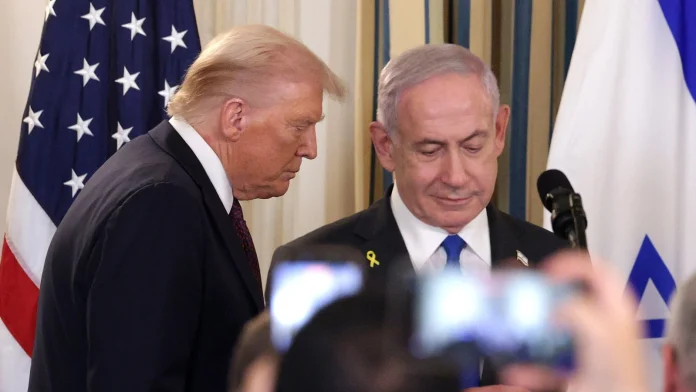 Trump announces Gaza peace plan, with Netanyahu backing