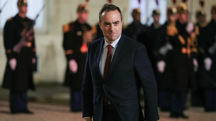 French government survives second no-confidence vote