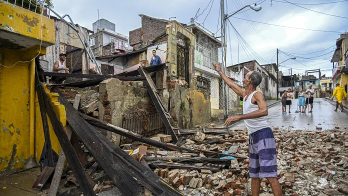 Jamaica reports first fatalities as Hurricane Melissa batters island First deaths from Hurricane Melissa reported in Jamaica