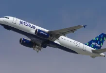 Airbus alerts airlines to potential disruption after A320 software switch Airbus warns of disruption over A320 software switch