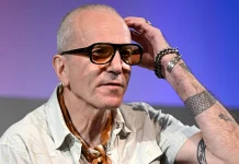 Daniel Day-Lewis says method acting has been unfairly misrepresented Day-Lewis decries 'misrepresentation' of method acting