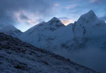 Deadly mountain storms and avalanche kill nine people in Nepal Mountain storms and avalanche kill nine people in Nepal
