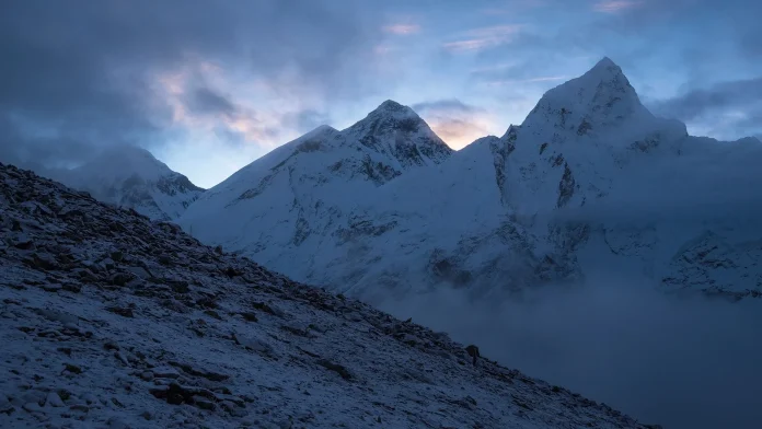 Mountain storms and avalanche kill nine people in Nepal