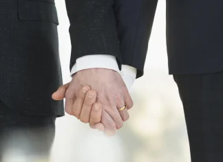 EU court rules same-sex marriages must be recognised across the bloc Same-sex marriage should be recognised in bloc - EU court