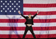 Elon Musk Sets Bold Goal: Become the World’s First Trillionaire The first trillionaire? New goal for Elon Musk