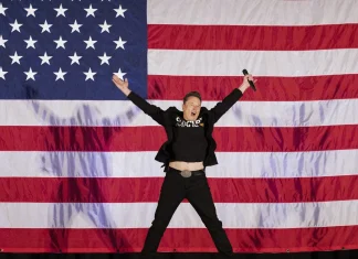 Elon Musk Sets Bold Goal: Become the World’s First Trillionaire The first trillionaire? New goal for Elon Musk