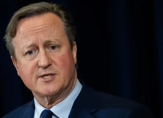 Former UK prime minister David Cameron discloses past prostate cancer diagnosis Former UK PM David Cameron reveals he had prostate cancer