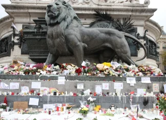 France commemorates a decade since the deadly 2015 Paris attacks France marks 10th anniversary of deadly Paris attacks