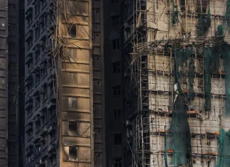 Hong Kong apartment fire death toll climbs to 128 Death toll from Hong Kong apartments fire rises to 128