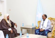 Madaxweyne Xasan oo kulan la yeeshay Qaariga Soomaaliyeed Sheekh Cabdirishiid Sheekh Cali Suufi