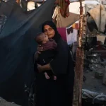 Israel oo 27 Falastiiniyiin ah ku dishay magaalada Qaza