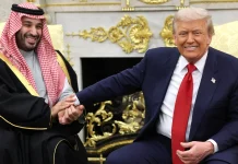 Trump backs Saudi crown prince amid Khashoggi murder controversy Trump defends Saudi prince over Khashoggi murder