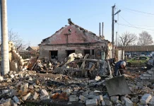 Trump presses Ukraine to accept plan before looming deadline Trump pushes Ukraine to accept plan ahead of deadline