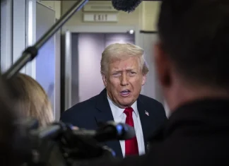 Trump pushes back Ukraine deal deadline; envoy to meet Putin Trump changes Ukraine deal deadline, envoy to meet Putin