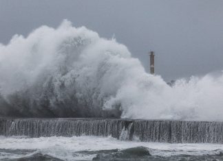 Typhoon Causes Severe Flooding Across Taiwan, Forcing Thousands to Evacuate Typhoon brings floods to Taiwan as thousands evacuated