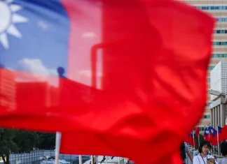 U.S. strengthens Taiwan’s defenses with major arms sale US boosts defence capabilities of Taiwan with weapon sale