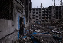 Ukraine Reports Strike on Russian Oil Refinery Near Moscow Ukraine says Russian oil refinery near Moscow attacked