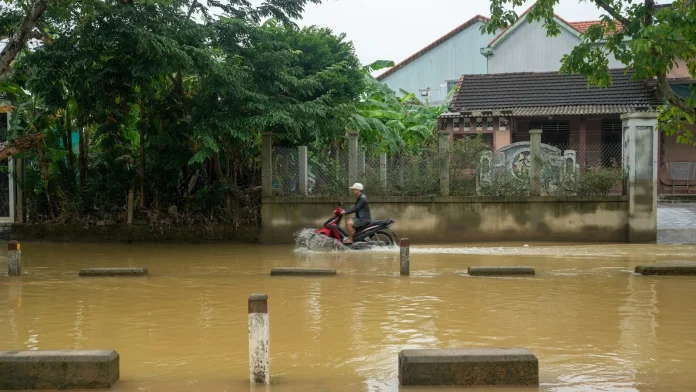 Vietnam flood death toll rises to 90, 12 others missing
