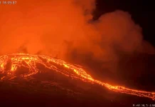 Watch Kilauea Volcano Erupt, Spewing Lava Across Hawaii’s Landscapes Watch: Hawaii's Kilauea volcano spews lava in eruption