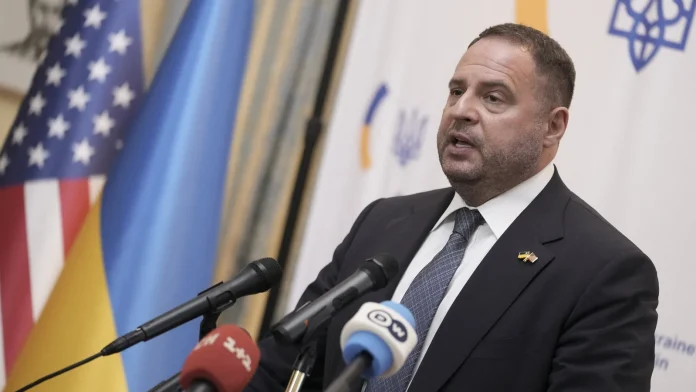 Zelensky Ousts Senior Aide After Nationwide Anti-Corruption Raids Zelensky removes top aide after anti-graft raids