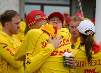 Australian Lifeguards Honour Bondi Beach Victims in Moving Ceremony Lifeguards in Australia honour Bondi Beach victims