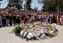 Australian PM calls for tougher gun laws in wake of shooting Australian PM proposes tougher gun laws after shooting