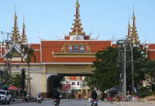 Cambodia Claims Thai Forces Bombed Border Town, Raising Regional Tensions Cambodia accuses Thailand of bombing border town