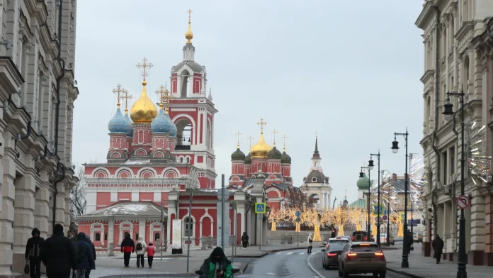 Deadly blast in Moscow kills two police officers Two police officers killed in Moscow explosion