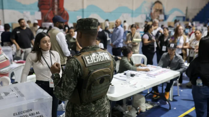 Honduras presidential vote shadowed by Trump aid threats