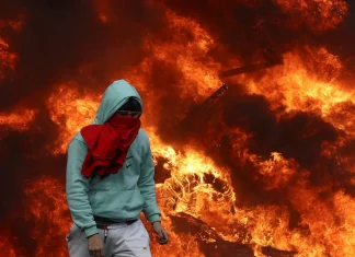 Mercosur treaty signing postponed amid tense clashes and protests Mercosur treaty signing postponed amid tense scenes