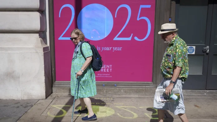 Forecasters say UK 'likely' had warmest year on record