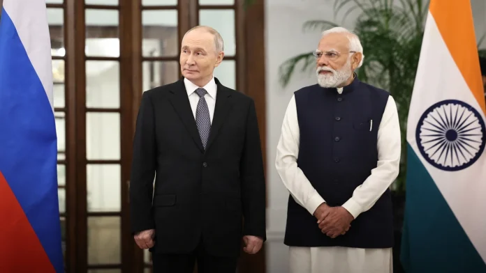 Putin offers India 'uninterrupted' oil in summit talks