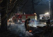 U.S., Ukrainian Officials Resume Talks for Third Straight Day US, Ukrainian officials to continue talks for third day