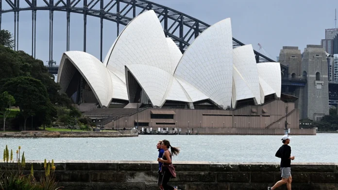Australian 12-year-old dies after fatal shark attack at beach Australian 12-year-old bitten by shark dies