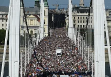 Budapest mayor faces charges for organising banned Pride parade Budapest mayor charged for organising banned Pride parade