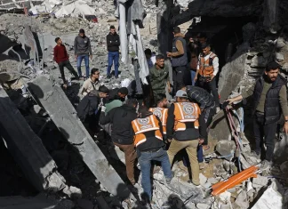 Gaza emergency services report 32 killed in Israeli strikes Gaza civil defence says Israeli strikes kill 32
