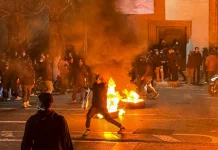 Human rights group: Iran protest deaths now nearly 6,000 Rights group says Iran protest death toll nears 6,000