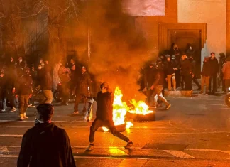 Human rights group: Iran protest deaths now nearly 6,000 Rights group says Iran protest death toll nears 6,000