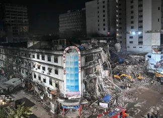 Karachi authorities confirm 55 dead after mall fire Death toll in Pakistan mall fire hits 55 - Karachi govt