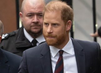 Prince Harry accuses Daily Mail of making Meghan Markle’s life miserable Prince Harry claims Mail has made wife's life 'a misery'